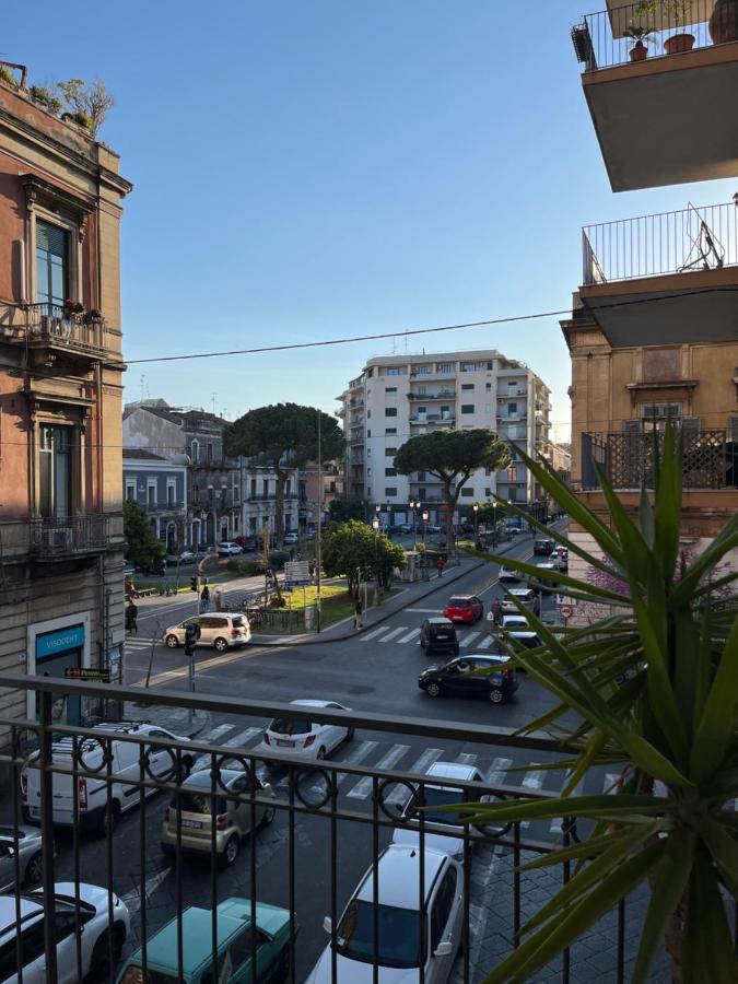 Umberto Street Hotel คาตาเนีย ภายนอก รูปภาพ