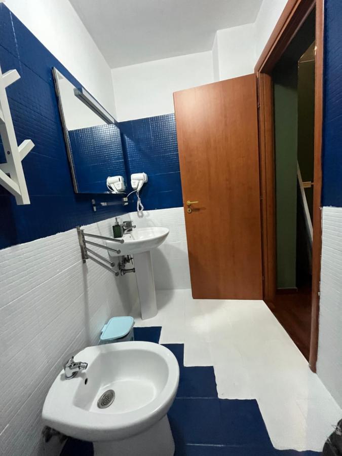 Umberto Street Hotel คาตาเนีย ภายนอก รูปภาพ